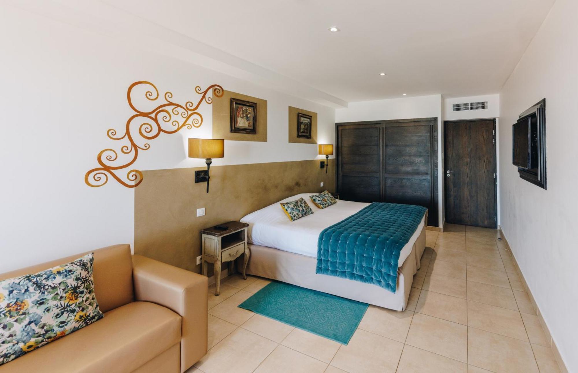 Hotel Liberata & Spa LʼÎle-Rousse Rom bilde
