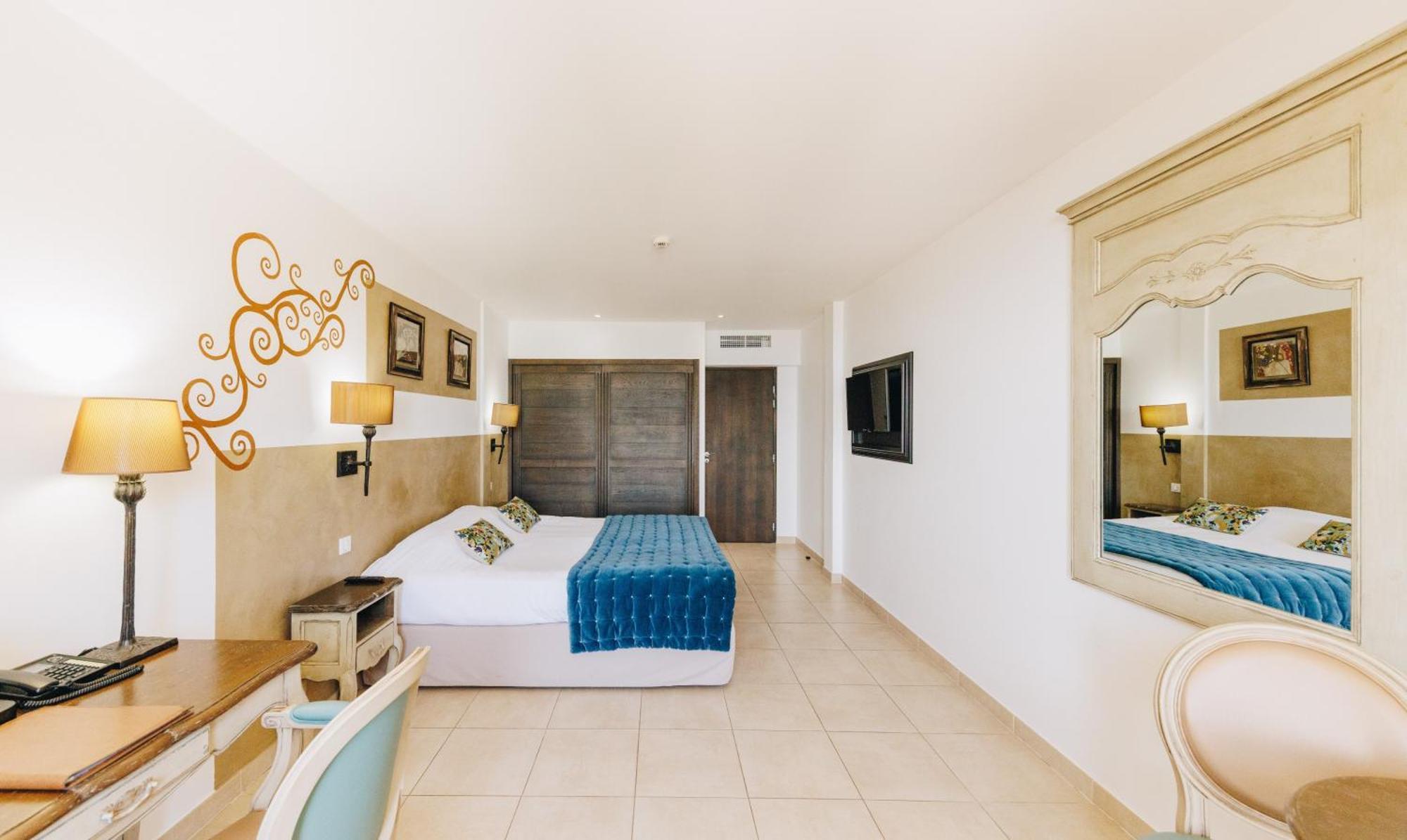 Hotel Liberata & Spa LʼÎle-Rousse Rom bilde