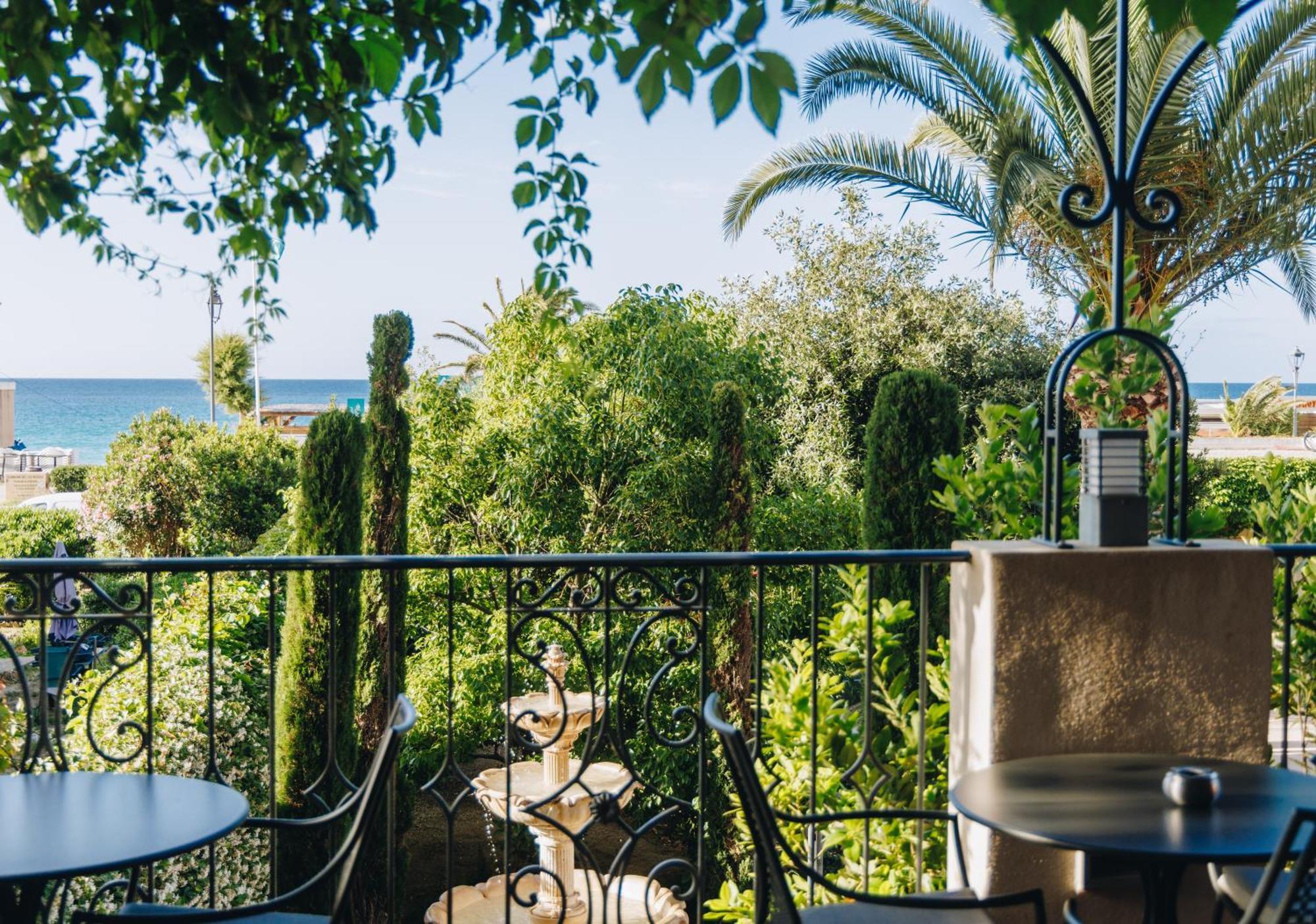 Hotel Liberata & Spa LʼÎle-Rousse Eksteriør bilde