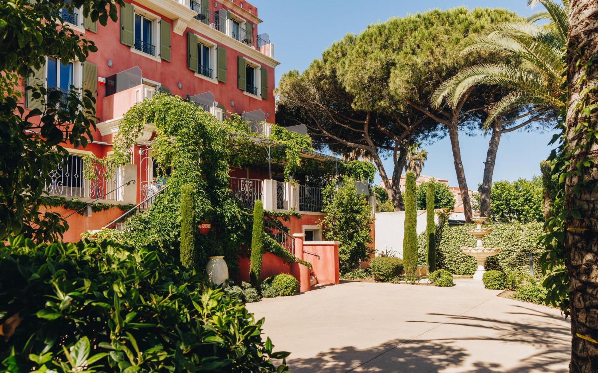 Hotel Liberata & Spa LʼÎle-Rousse Eksteriør bilde